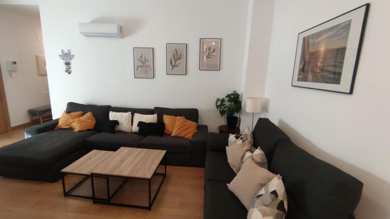Unique Apartment In Malaga City Center With Pool Екстериор снимка