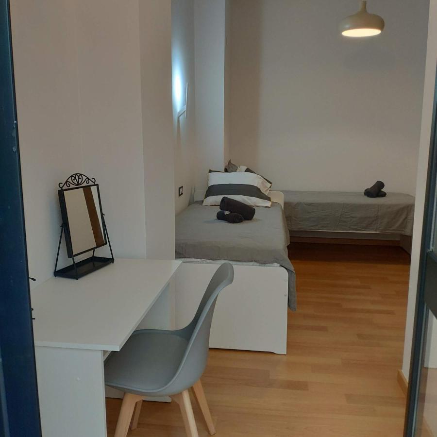 Unique Apartment In Malaga City Center With Pool Екстериор снимка